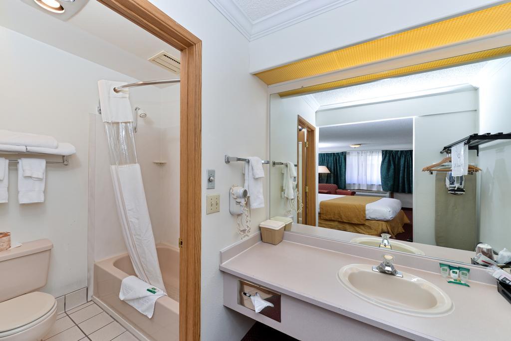 Quality Inn Klamath Falls - Crater Lake Gateway Bagian luar foto