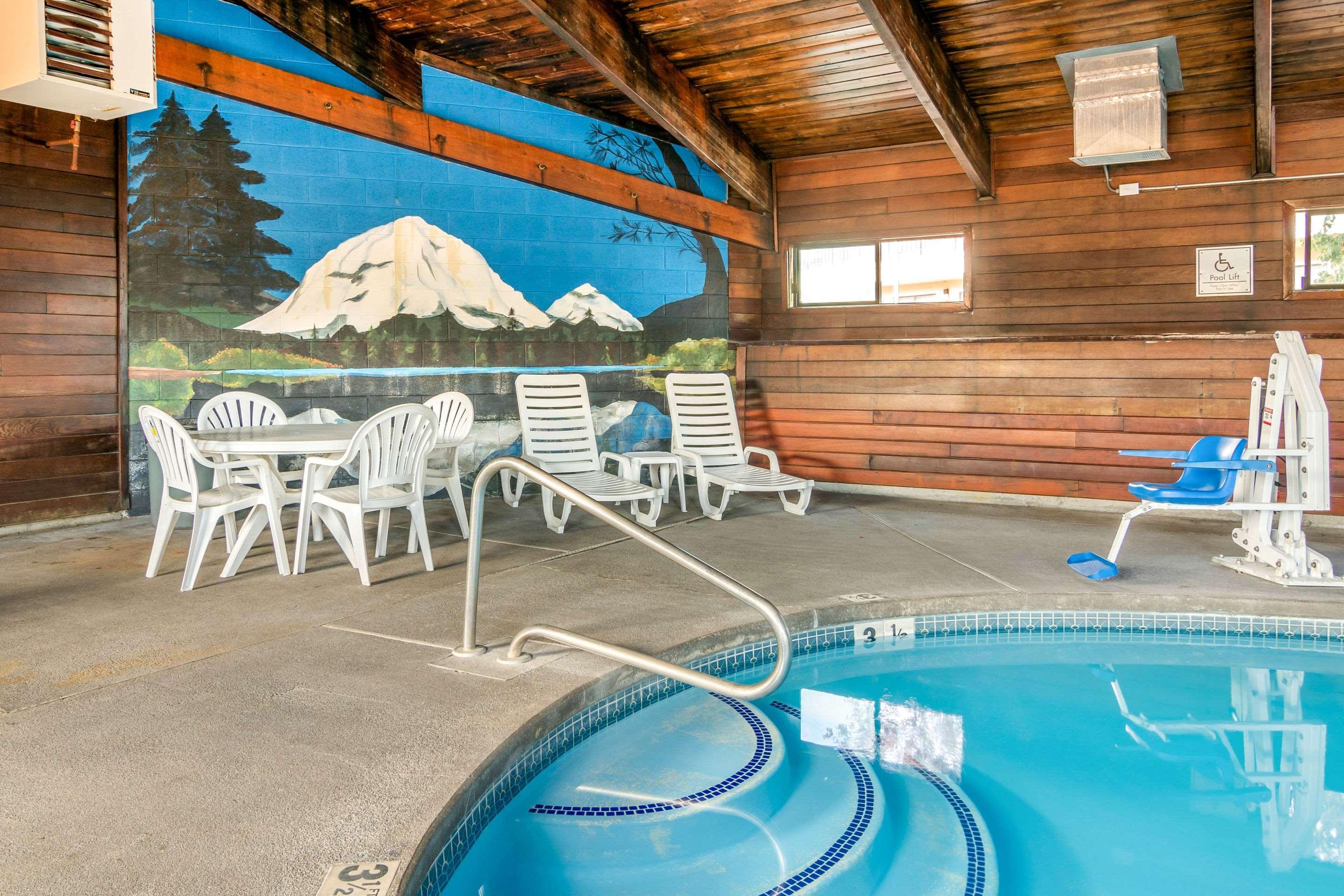 Quality Inn Klamath Falls - Crater Lake Gateway Bagian luar foto