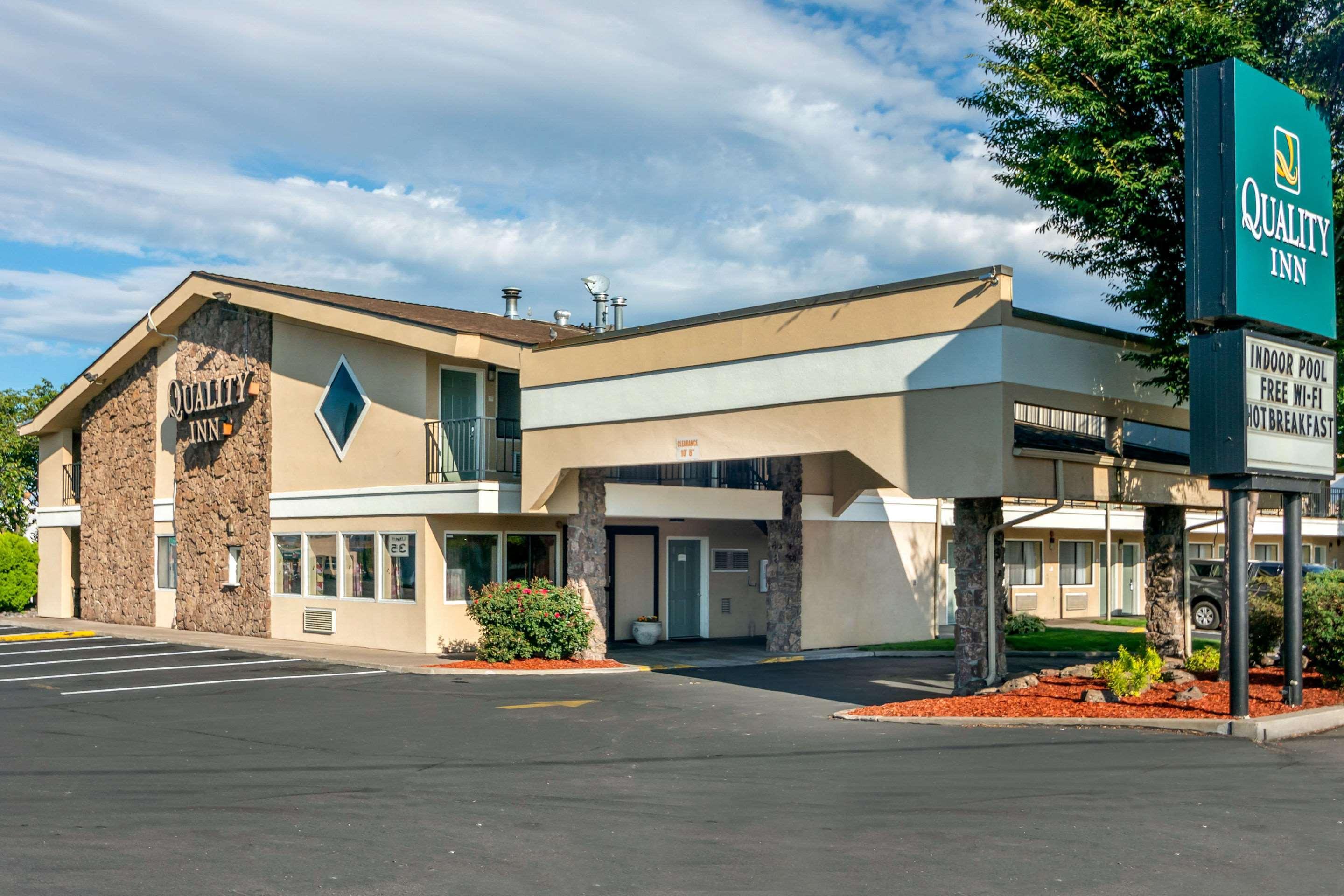 Quality Inn Klamath Falls - Crater Lake Gateway Bagian luar foto