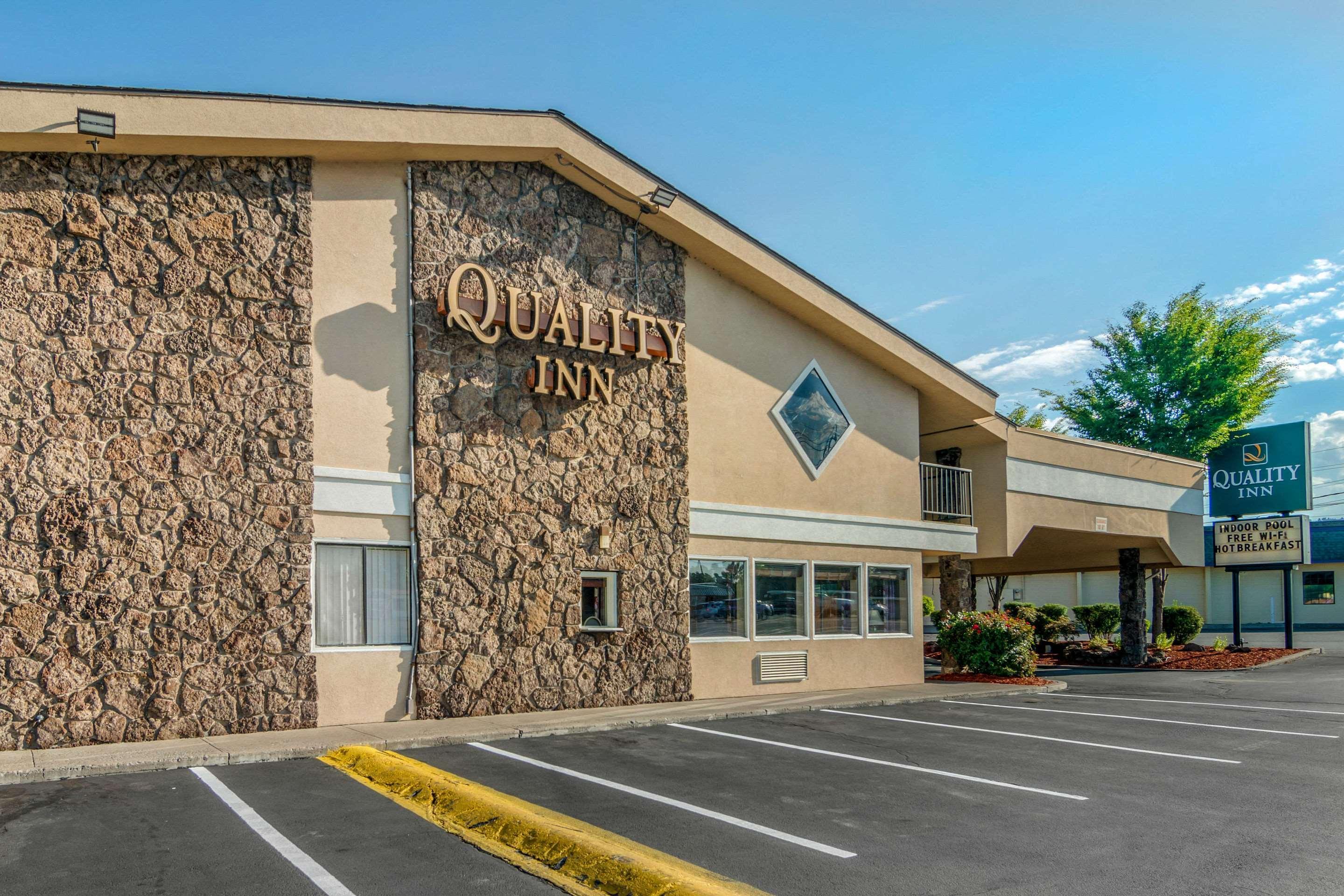 Quality Inn Klamath Falls - Crater Lake Gateway Bagian luar foto