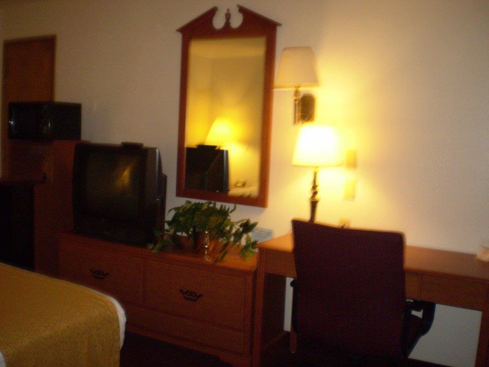 Quality Inn Klamath Falls - Crater Lake Gateway Ruang foto